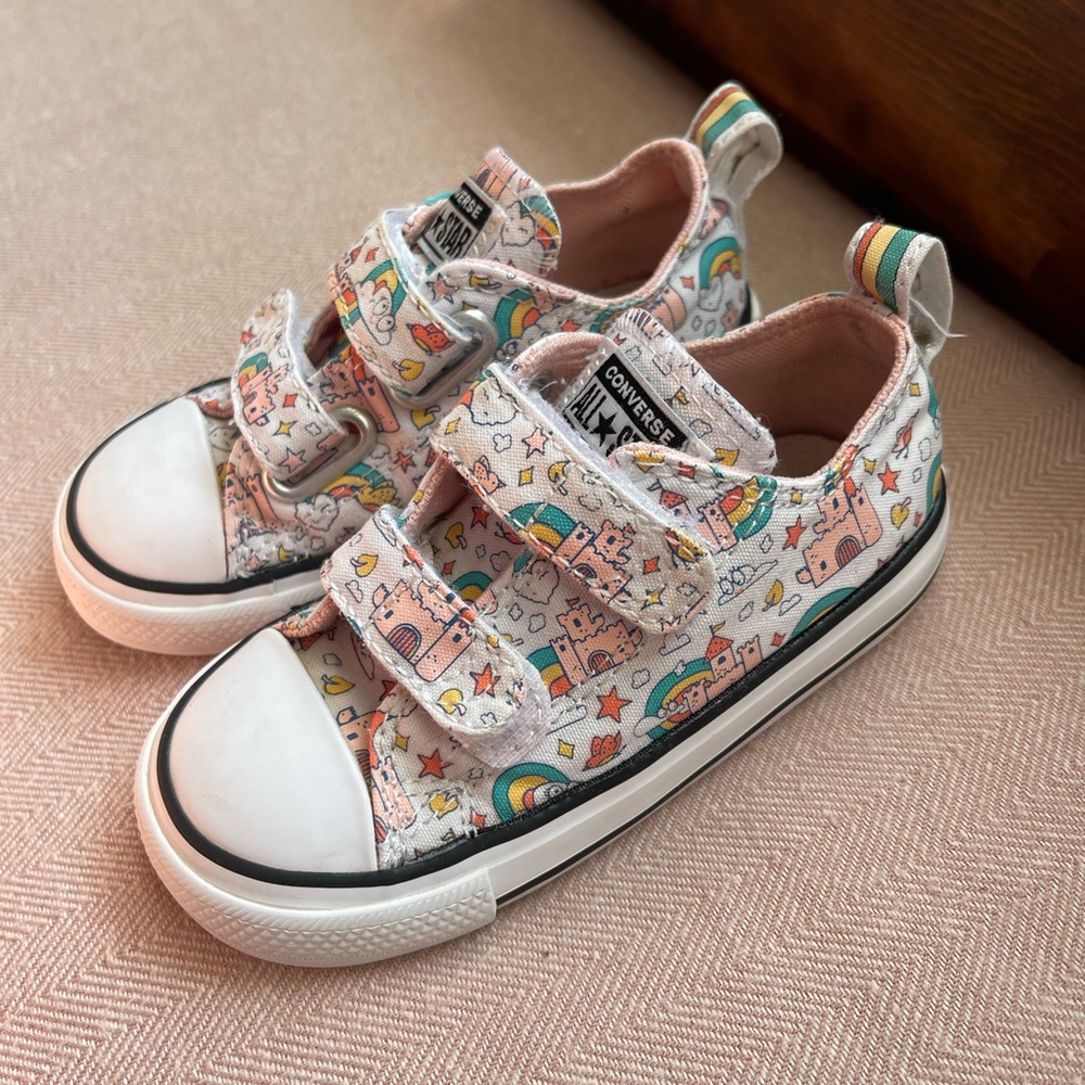 Converse castle rainbow print toddler 7